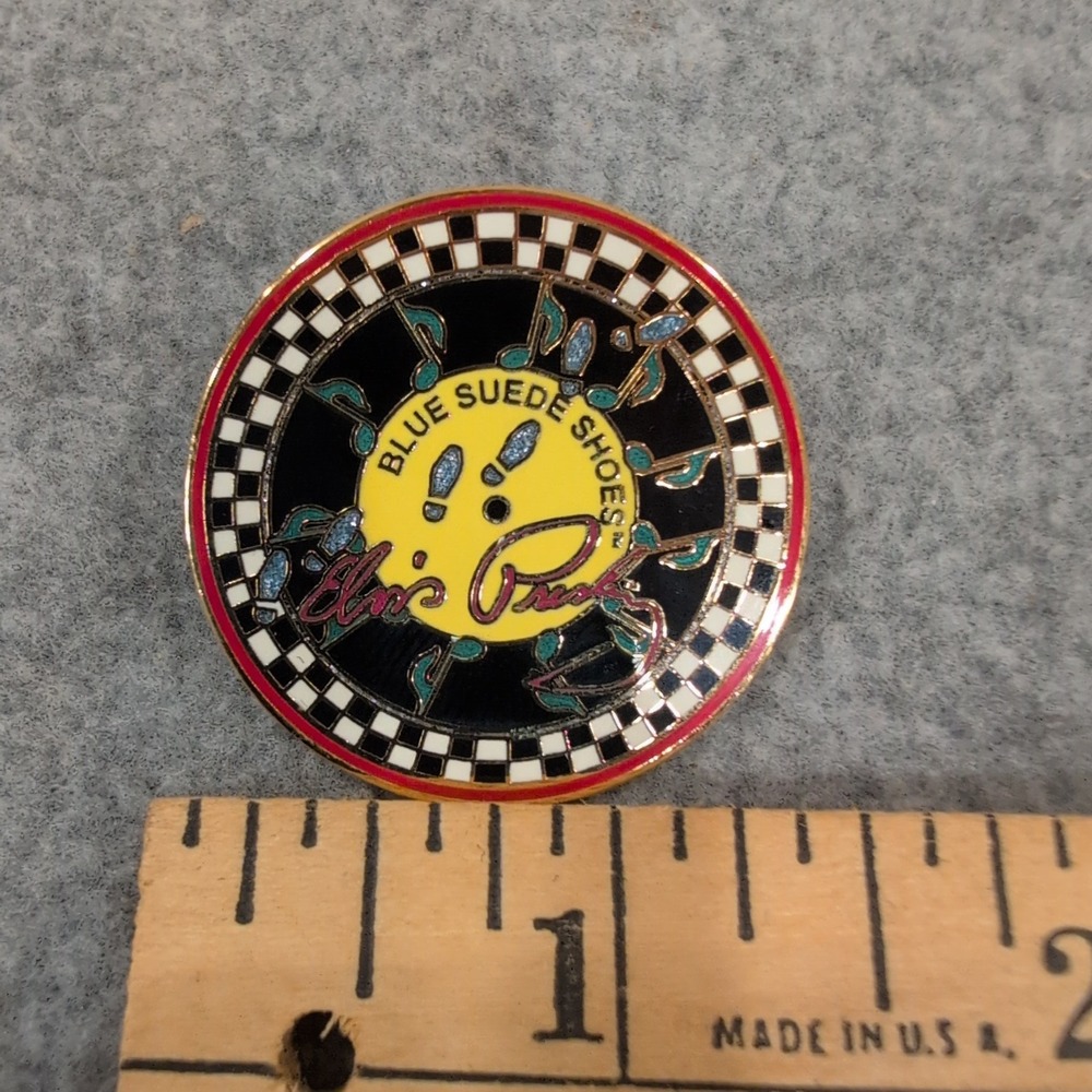 Elvis Presley Blue Suede Shoes Enamel Pin 2001 EPE Official Merch Gold Tone - Picture 2 of 4